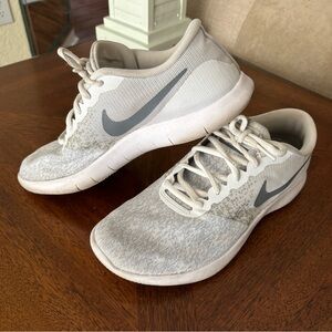 Nike Flex Contact. Sz 9